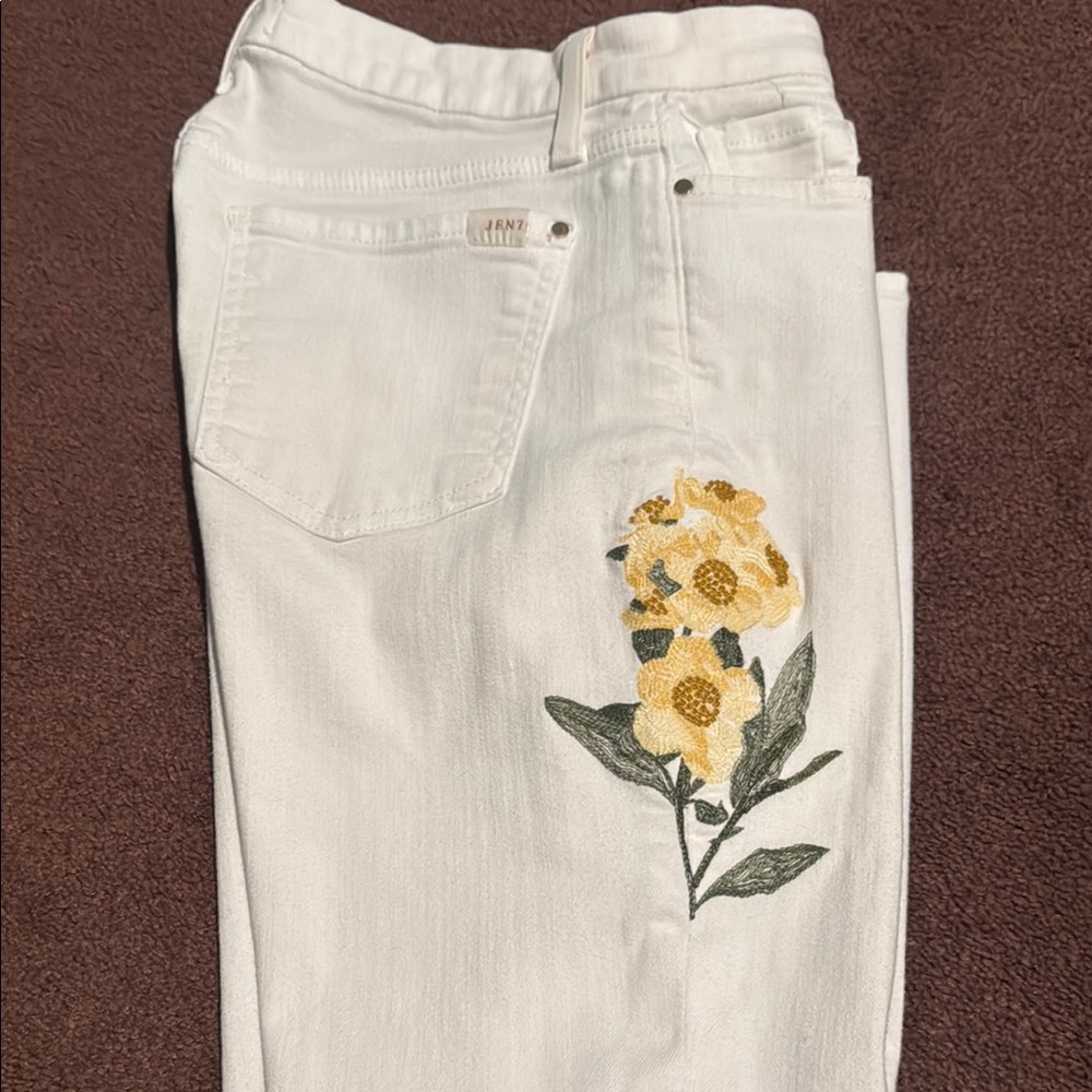 Yellow Floral White Cropped Jeans Ankle Length
